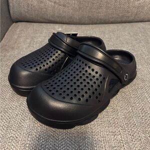 American Exchange Kids Slip On Shoes Sz 3